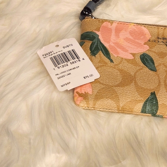 Authentic Coach Wristlet - Picture 4 of 7